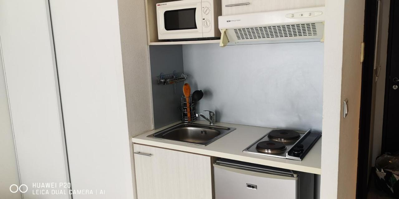 Studio 24M2 Au 4Eme Etage Ascenseur A Cote De La Gare Sncf 루르드 외부 사진