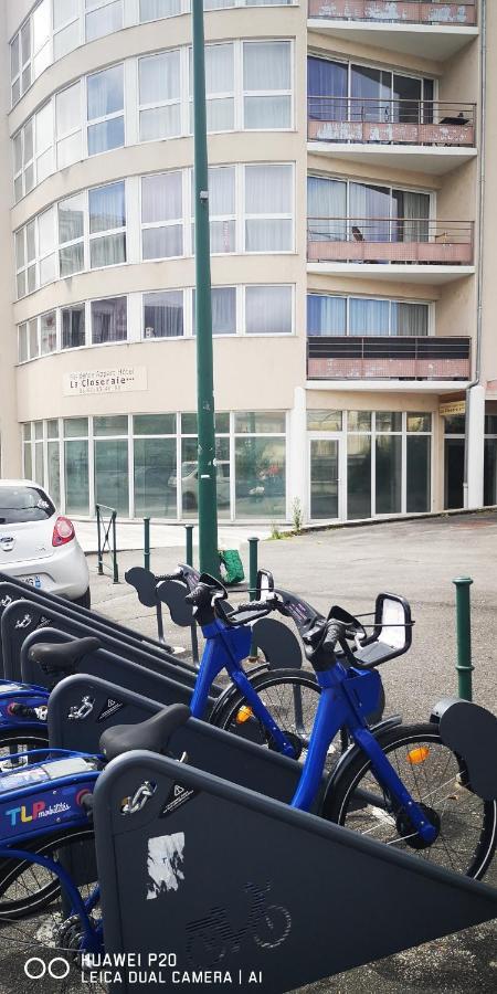 Studio 24M2 Au 4Eme Etage Ascenseur A Cote De La Gare Sncf 루르드 외부 사진