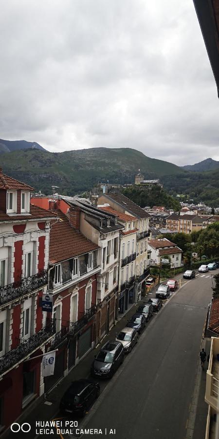 Studio 24M2 Au 4Eme Etage Ascenseur A Cote De La Gare Sncf 루르드 외부 사진