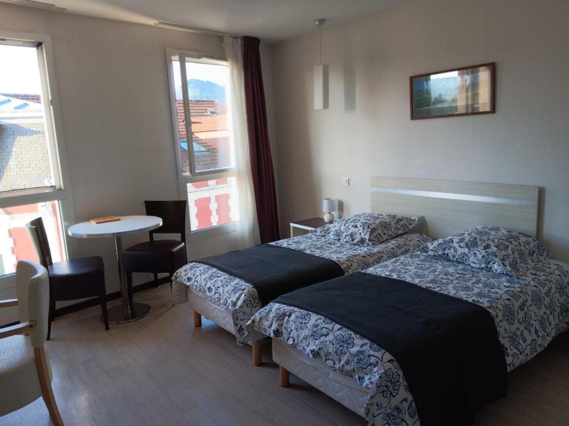 Studio 24M2 Au 4Eme Etage Ascenseur A Cote De La Gare Sncf 루르드 외부 사진
