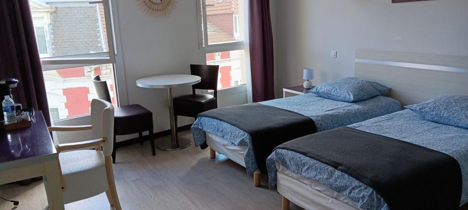 Studio 24M2 Au 4Eme Etage Ascenseur A Cote De La Gare Sncf 루르드 외부 사진